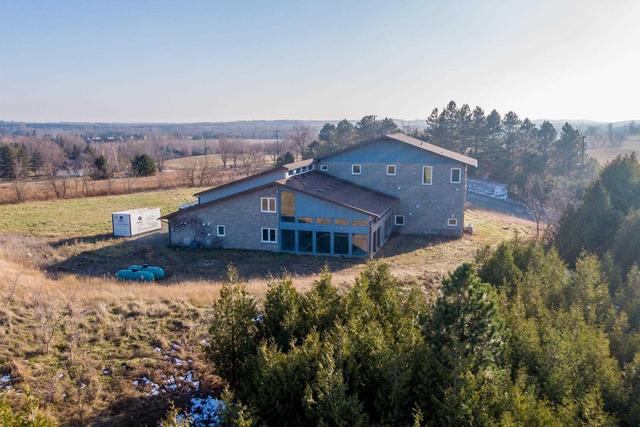 20983 Shaws Creek Rd, House detached with 5 bedrooms, 7 bathrooms and 10 parking in Caledon ON | Image 18