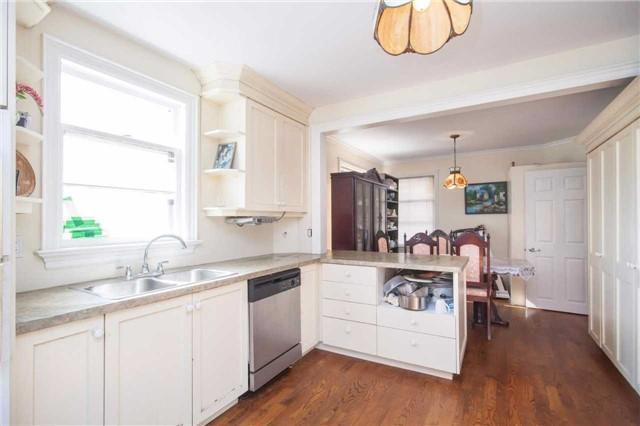 4229 Bloor St W, House detached with 3 bedrooms, 3 bathrooms and 7 parking in Toronto ON | Image 11