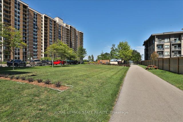 404 - 301 Frances Ave, Condo with 3 bedrooms, 2 bathrooms and 1 parking in Hamilton ON | Image 32