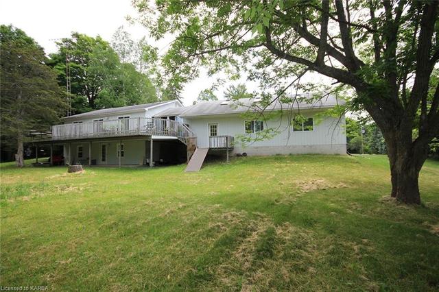 1372 Middle Road, House detached with 3 bedrooms, 1 bathrooms and 13 parking in Kingston ON | Image 33