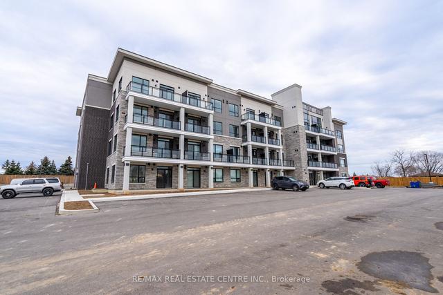 302 - 120 Springvalley Cres, Condo with 2 bedrooms, 2 bathrooms and 1 parking in Hamilton ON | Image 12