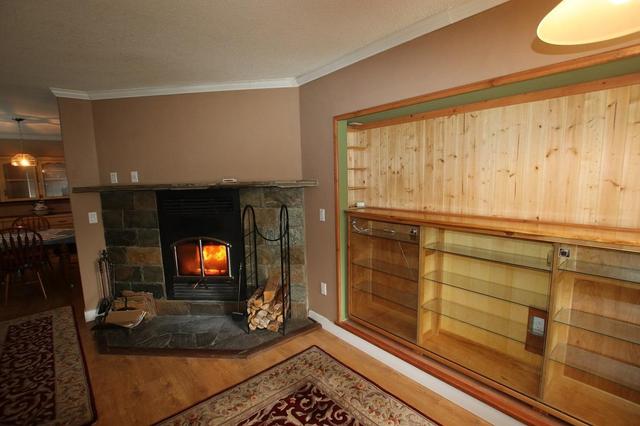 505 3a Avenue, House detached with 3 bedrooms, 2 bathrooms and null parking in Nakusp BC | Image 5