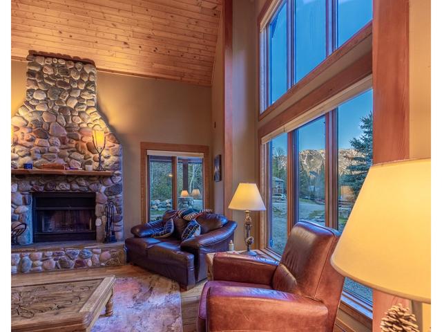 4516 Timberline Crescent, House detached with 5 bedrooms, 4 bathrooms and 4 parking in East Kootenay A BC | Image 5