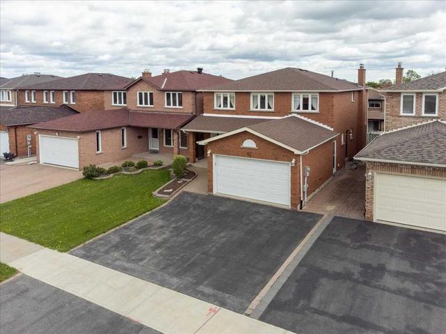 61 Jackman Cres, House detached with 4 bedrooms, 3 bathrooms and 4 parking in Vaughan ON | Image 31