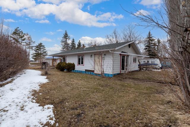108 2 Street W, House detached with 2 bedrooms, 1 bathrooms and 5 parking in Lashburn SK | Image 26