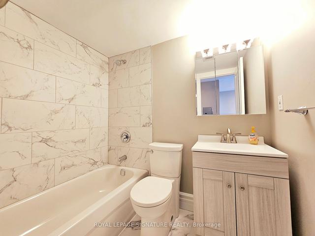405 - 101 Queen St S, Condo with 1 bedrooms, 1 bathrooms and 1 parking in Hamilton ON | Image 2