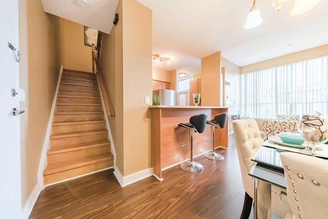 Th127 - 38 Lee Centre Dr, Townhouse with 2 bedrooms, 2 bathrooms and 1 parking in Toronto ON | Image 11