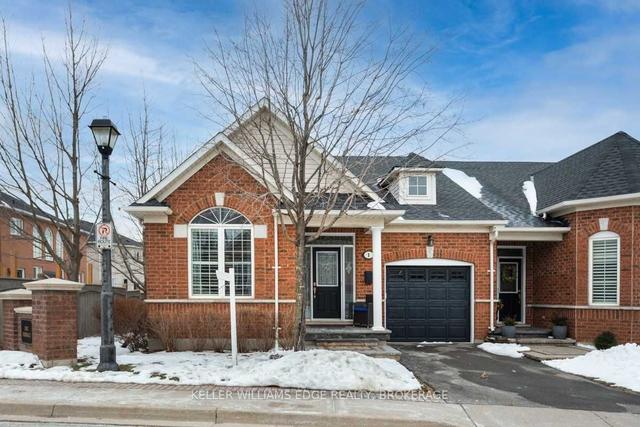 1 - 2590 Carberry Way, Townhouse with 2 bedrooms, 3 bathrooms and 2 parking in Oakville ON | Image 1
