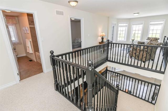 38 Cox Crt, House detached with 3 bedrooms, 3 bathrooms and 4 parking in Guelph ON | Image 19