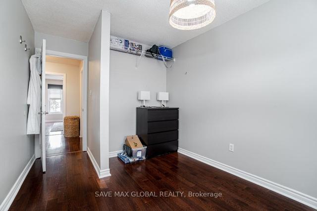 28 - 2 Clay Brick Crt, Townhouse with 3 bedrooms, 2 bathrooms and 2 parking in Brampton ON | Image 16
