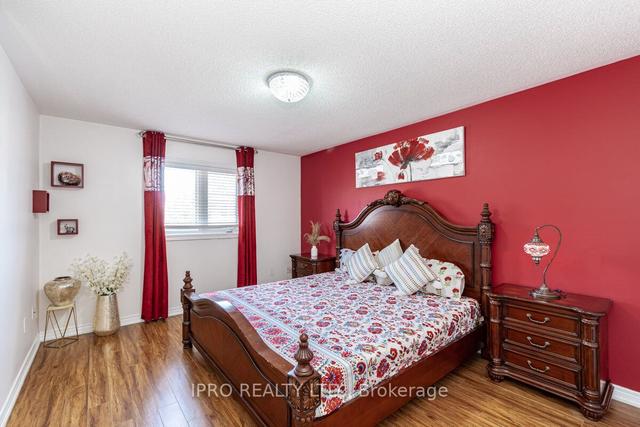 8 Gallpoint Cres, House detached with 4 bedrooms, 4 bathrooms and 6 parking in Brampton ON | Image 18