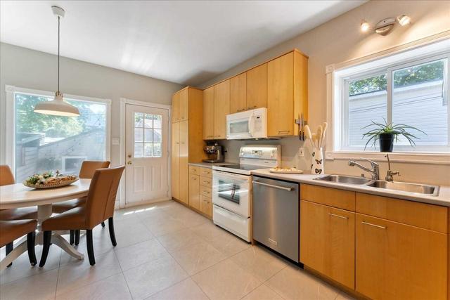 61 Fern Ave, House detached with 3 bedrooms, 3 bathrooms and 1 parking in Toronto ON | Image 5