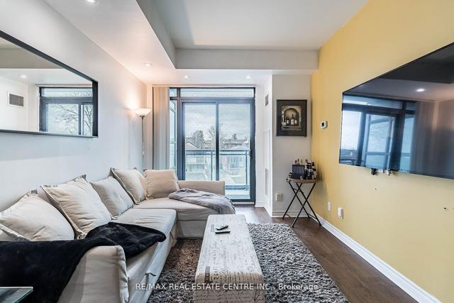 214 - 2522 Keele St, Condo with 2 bedrooms, 2 bathrooms and 1 parking in Toronto ON | Image 4