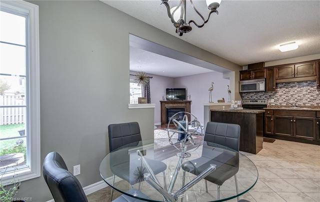 73 Washburn Drive, House attached with 4 bedrooms, 2 bathrooms and 2 parking in Guelph ON | Image 6