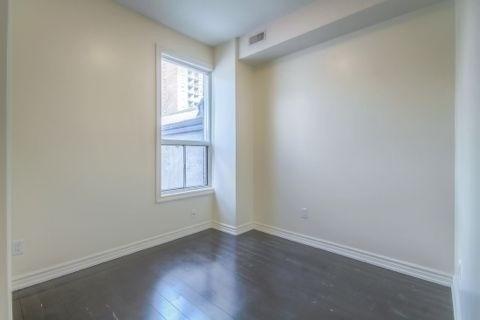 02 - 180 Carlton St, House attached with 2 bedrooms, 2 bathrooms and 0 parking in Toronto ON | Image 6