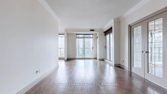 3710 - 8 Park Rd, Condo with 2 bedrooms, 2 bathrooms and 1 parking in Toronto ON | Image 18