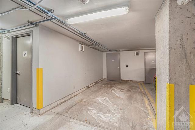 Underground Parking + Storage locker | Image 27