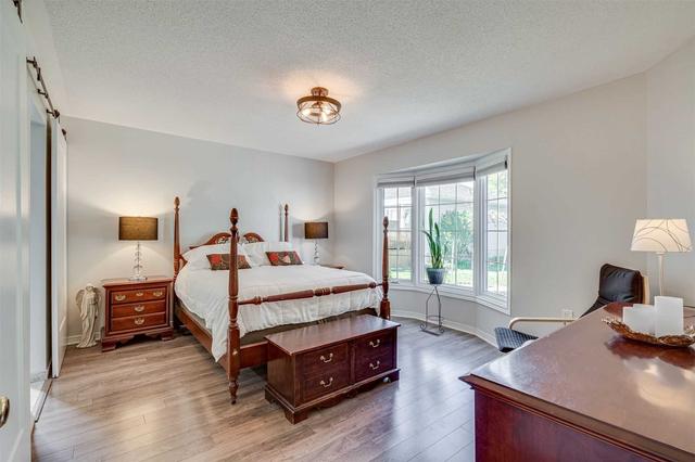 368 Silverbirch Blvd, Condo with 2 bedrooms, 2 bathrooms and 2 parking in Hamilton ON | Image 4