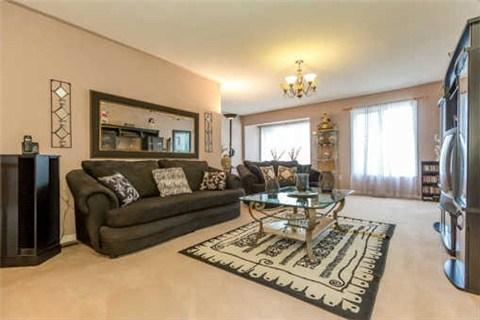 81 Pebblestone Circ, House detached with 4 bedrooms, 3 bathrooms and 4 parking in Brampton ON | Image 8