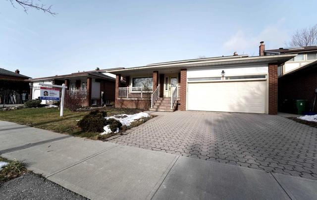 6 Ellenhall Sq, House detached with 4 bedrooms, 4 bathrooms and 4 parking in Toronto ON | Image 12