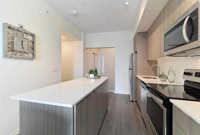 1110 - 3237 Bayview Ave, Condo with 2 bedrooms, 2 bathrooms and 1 parking in Toronto ON | Image 14