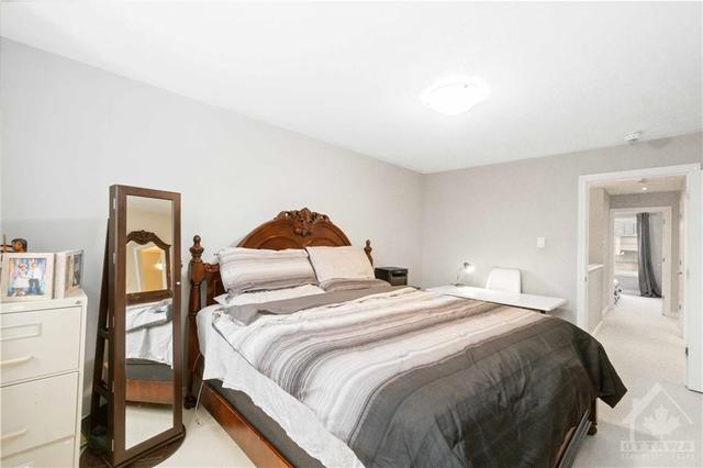 506 Paine Avenue, Townhouse with 3 bedrooms, 4 bathrooms and 3 parking in Ottawa ON | Image 16