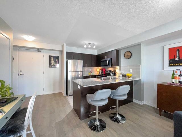 907 - 1410 Dupont St, Condo with 1 bedrooms, 1 bathrooms and 1 parking in Toronto ON | Image 2