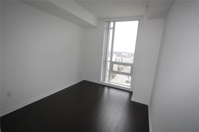 2406 - 66 Forest Manor Rd, Condo with 2 bedrooms, 2 bathrooms and 1 parking in Toronto ON | Image 8