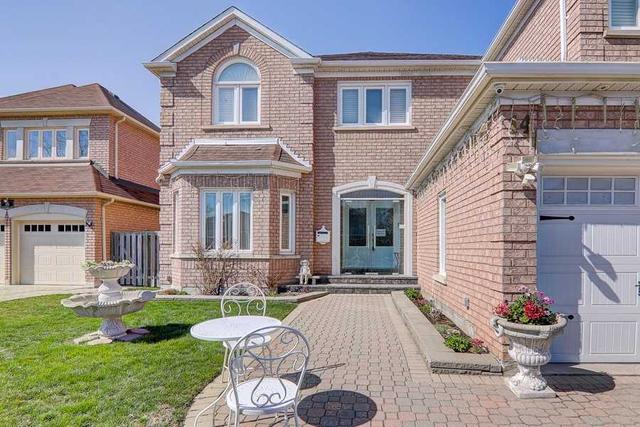 14 Windsong Crt, House detached with 4 bedrooms, 6 bathrooms and 9 parking in Markham ON | Image 12