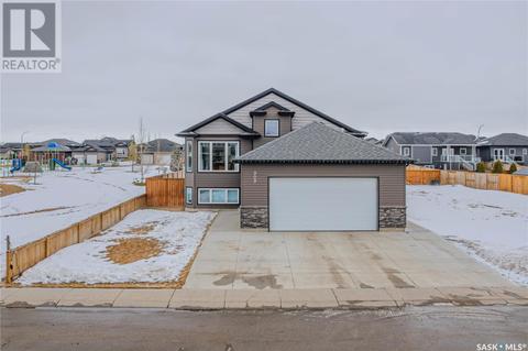 909 Rock Hill Lane, House detached with 3 bedrooms, 2 bathrooms and null parking in Martensville SK | Card Image