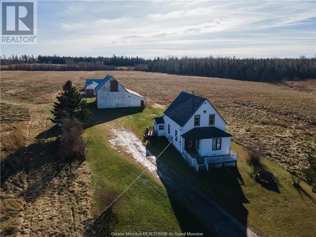 1210 Emerson Rd, House detached with 3 bedrooms, 1 bathrooms and null parking in Weldford NB | Image 2