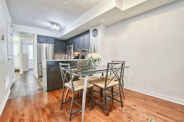 149 - 35 Elsie Lane, Townhouse with 3 bedrooms, 2 bathrooms and 0 parking in Toronto ON | Image 4