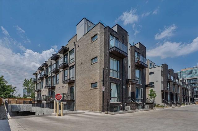 79 - 30 Fieldway Rd, Townhouse with 2 bedrooms, 2 bathrooms and 1 parking in Toronto ON | Image 5