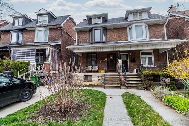 33 Pauline Ave, House semidetached with 3 bedrooms, 3 bathrooms and 2 parking in Toronto ON | Image 1