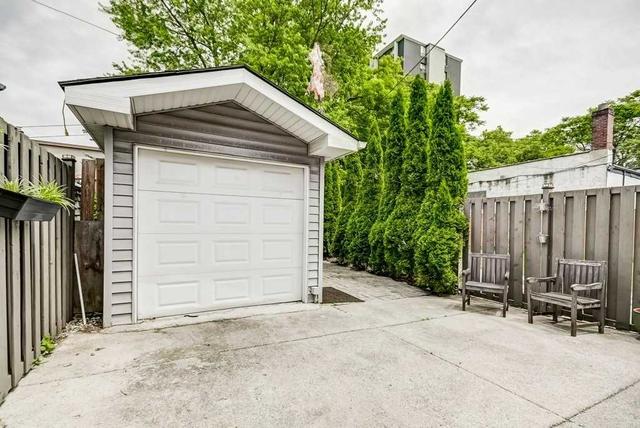 1211 Broadview Ave, House detached with 3 bedrooms, 3 bathrooms and 0 parking in Toronto ON | Image 18