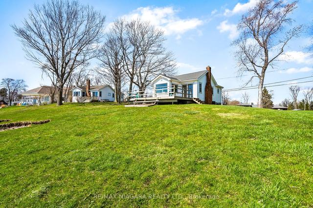 13165 Lakeshore Rd, House detached with 2 bedrooms, 1 bathrooms and 2 parking in Wainfleet ON | Image 1