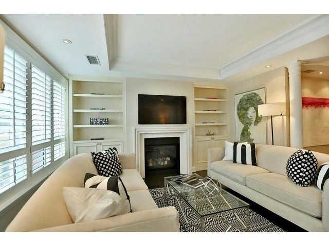 503 - 111 Forsythe St, Condo with 1 bedrooms, 2 bathrooms and 1 parking in Oakville ON | Image 6
