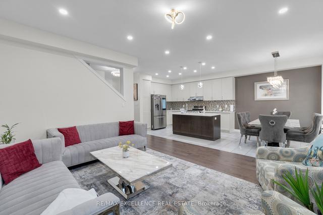 79 Folgate Cres, House semidetached with 4 bedrooms, 4 bathrooms and 3 parking in Brampton ON | Image 13