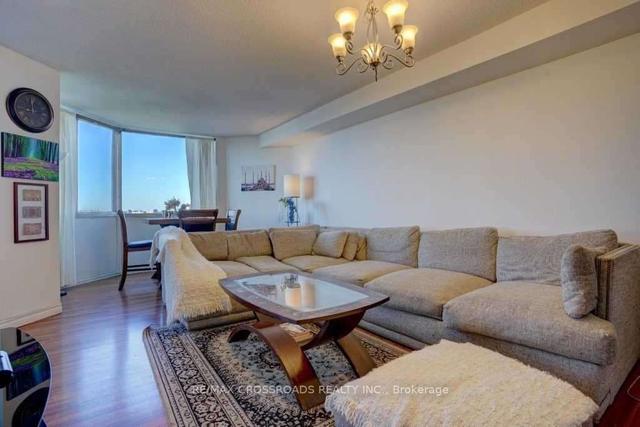 2010 - 236 Albion Rd, Condo with 3 bedrooms, 2 bathrooms and 1 parking in Toronto ON | Image 31