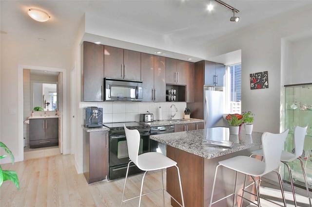 2506 - 28 Linden St, Condo with 2 bedrooms, 2 bathrooms and 1 parking in Toronto ON | Image 5