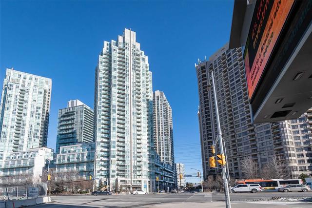 ph06 - 3939 Duke Of York Blvd, Condo with 2 bedrooms, 3 bathrooms and 1 parking in Mississauga ON | Image 1