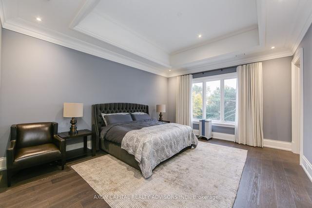 17 Chieftain Cres, House detached with 5 bedrooms, 9 bathrooms and 11 parking in Toronto ON | Image 19