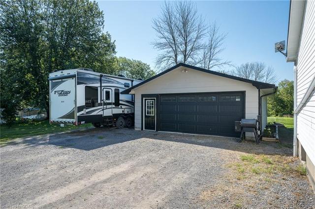 7698 County Road 2, House detached with 4 bedrooms, 2 bathrooms and 12 parking in Greater Napanee ON | Image 5