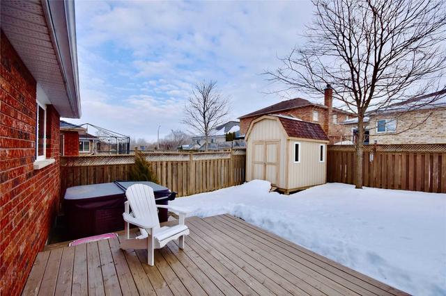 61 Forest Dale Dr, House detached with 3 bedrooms, 2 bathrooms and 4 parking in Barrie ON | Image 17