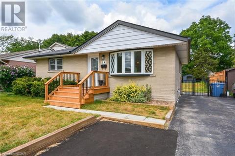 64 Cassino Avenue Unit# A Upper, House detached with 2 bedrooms, 1 bathrooms and 1 parking in Guelph ON | Card Image
