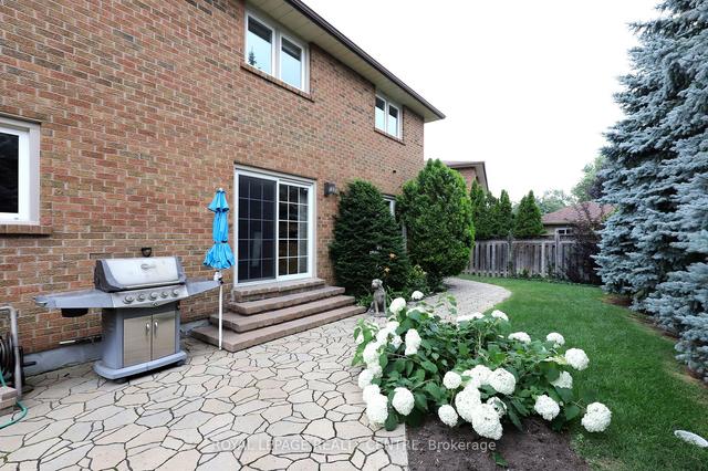 4229 Capilano Crt, House detached with 4 bedrooms, 3 bathrooms and 8 parking in Mississauga ON | Image 32