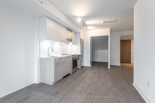 1228 - 251 Jarvis St, Condo with 2 bedrooms, 1 bathrooms and 0 parking in Toronto ON | Image 2
