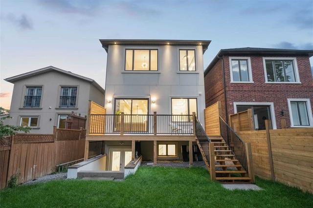 2284 Lawrence Ave W, House detached with 4 bedrooms, 5 bathrooms and 3 parking in Toronto ON | Image 35