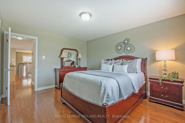 1876 Father Dalton Ave, House detached with 2 bedrooms, 2 bathrooms and 3 parking in London ON | Image 11