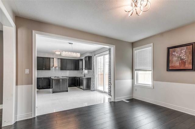 3 Waterwide Cres, House detached with 4 bedrooms, 4 bathrooms and 6 parking in Brampton ON | Image 5